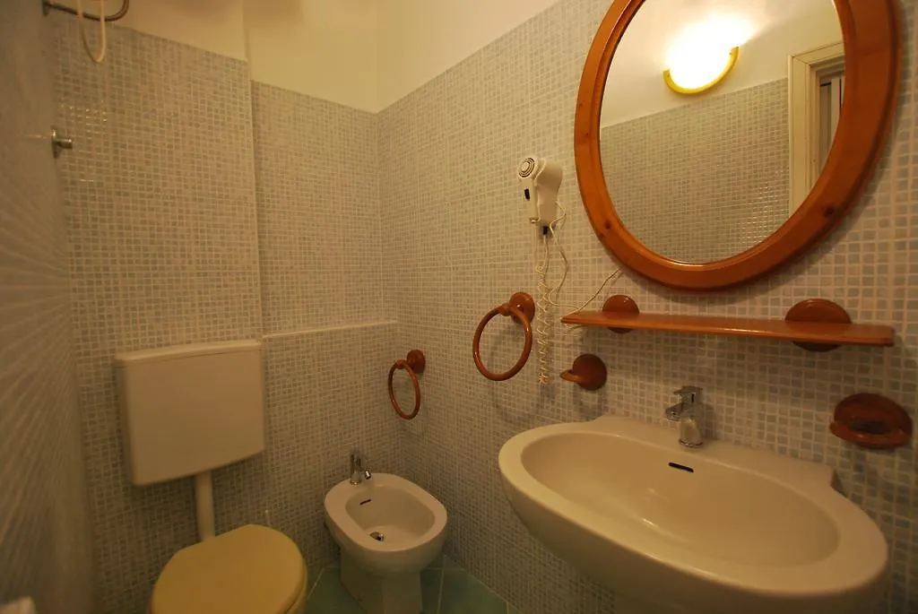 Lipari Monolocale Centro Storico Apartment